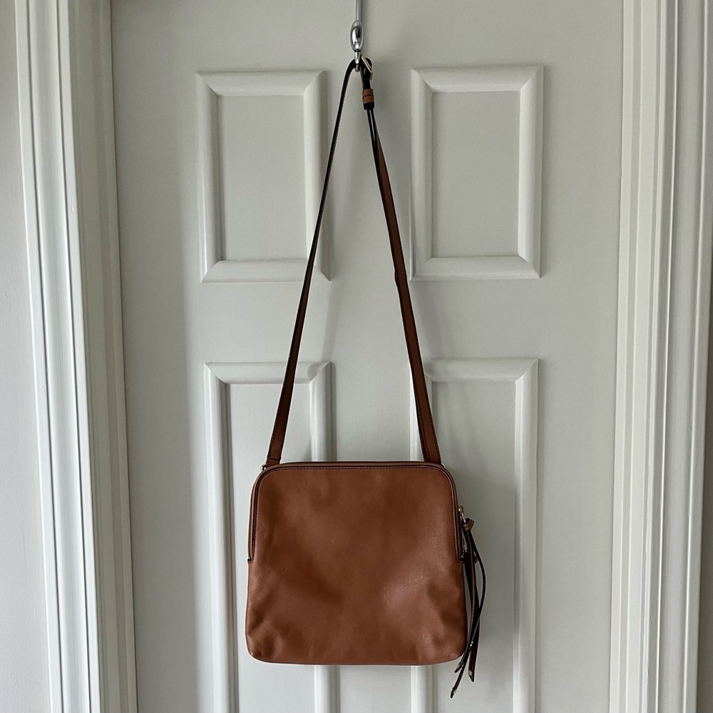 Banana Republic Tan Leather Crossbody Purse